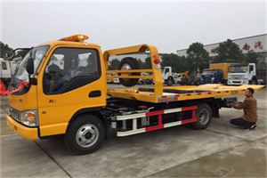 永福哪里有拖车服务